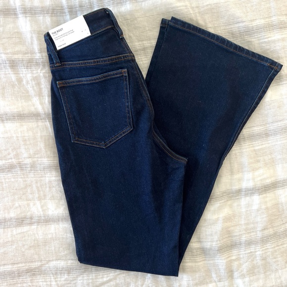 Ann Taylor Dark wash high rise curvy fit “the boot” jeans - Size 2 NWT - Picture 3 of 5